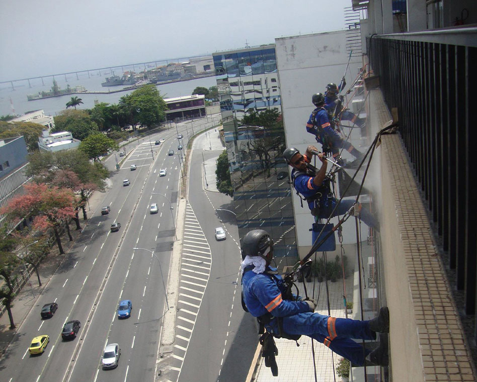 Alpinismo Industrial no Rio de Janeiro